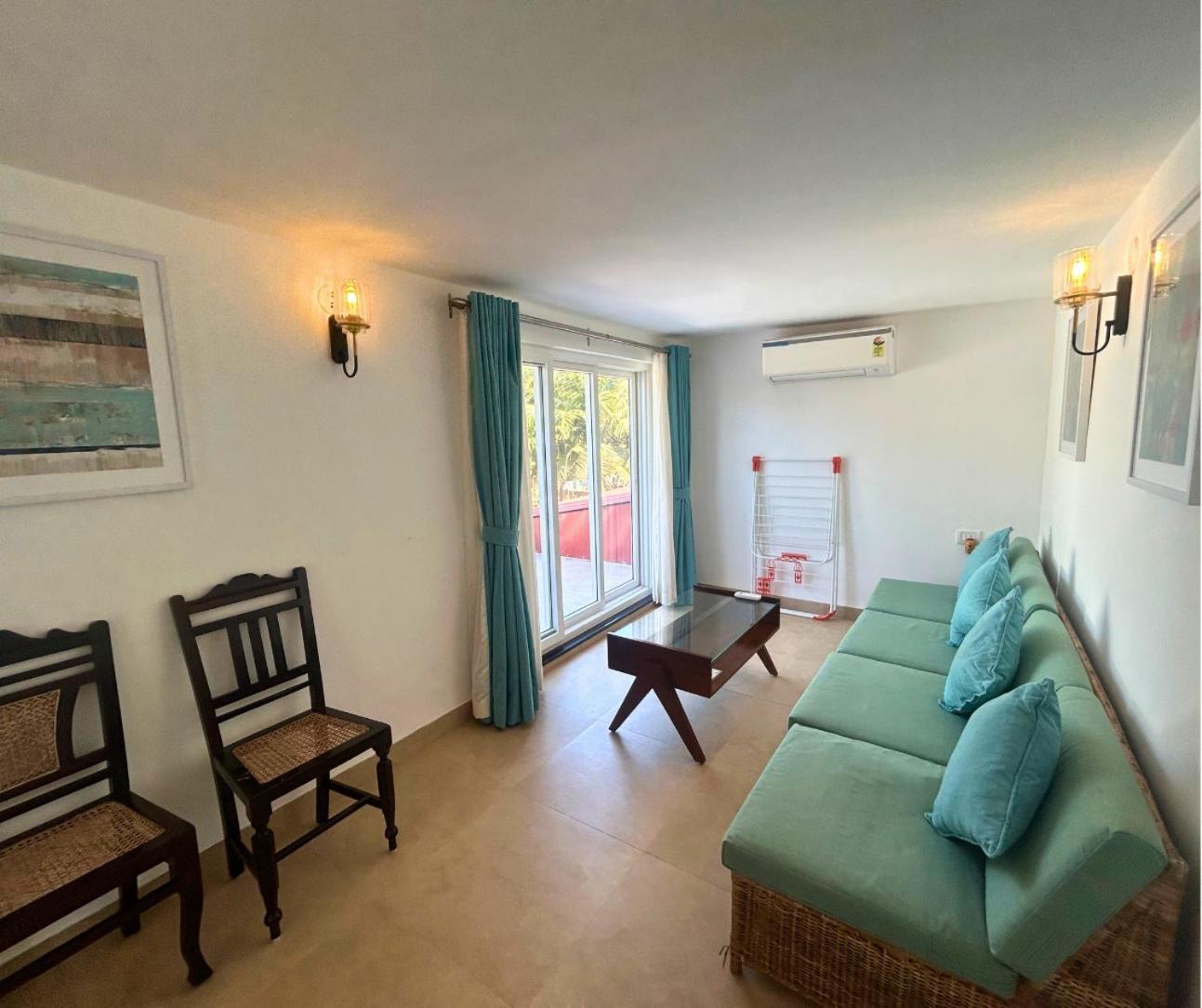 Jungle Hut-Annabelle'S Beach Apartments At Bernard Simao,Calangute,Goa Candolim Exterior foto