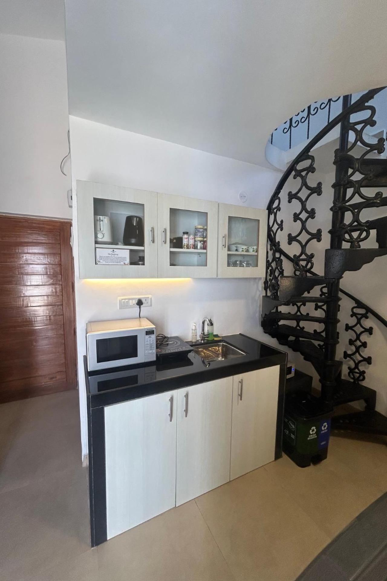 Jungle Hut-Annabelle'S Beach Apartments At Bernard Simao,Calangute,Goa Candolim Exterior foto