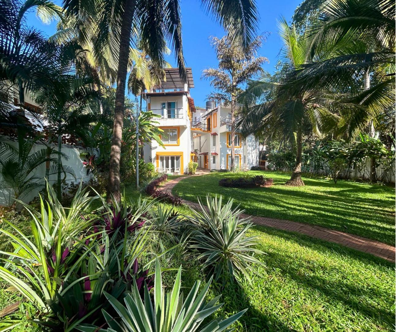 Jungle Hut-Annabelle'S Beach Apartments At Bernard Simao,Calangute,Goa Candolim Exterior foto